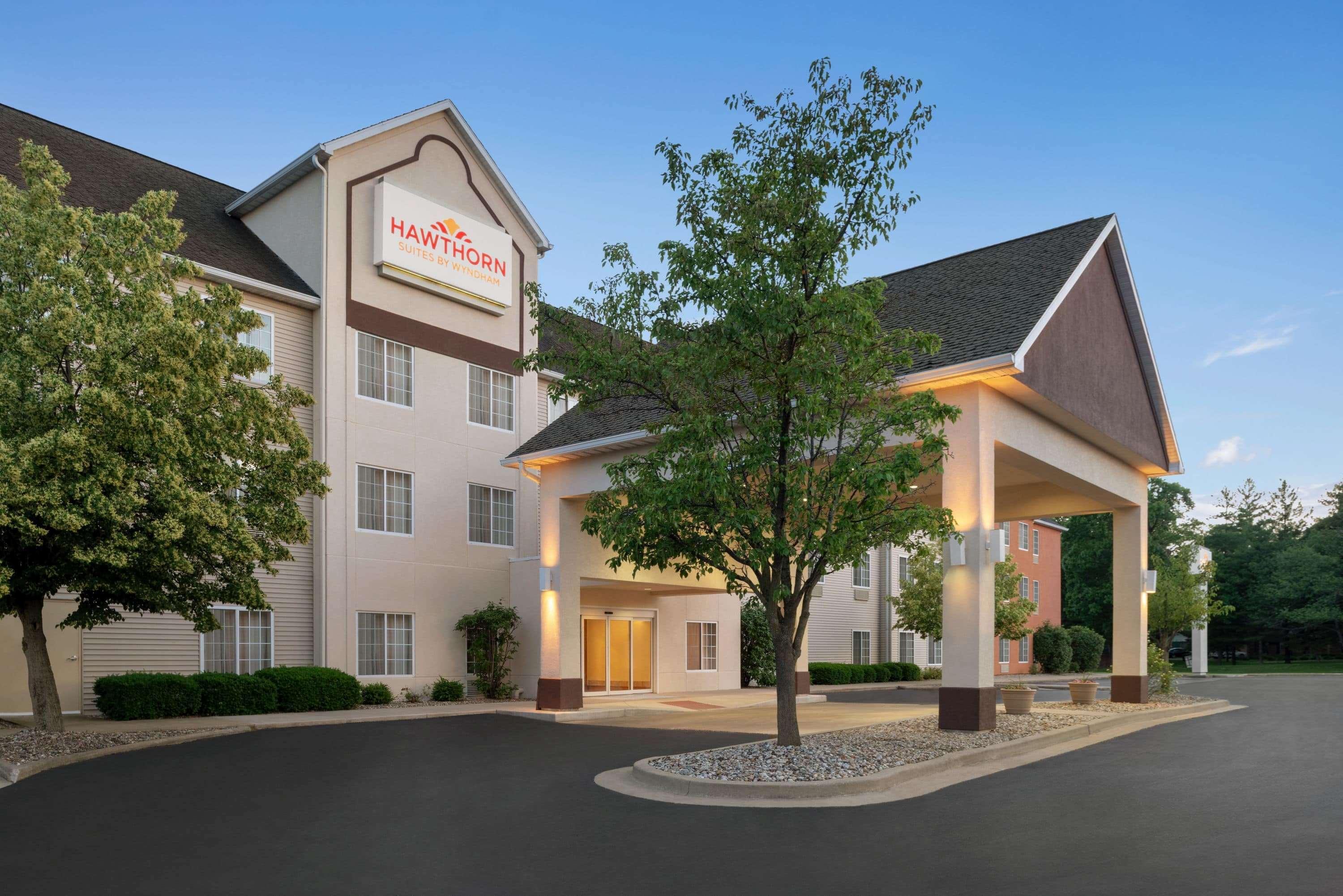 Hawthorn Extended Stay By Wyndham Decatur Exterior photo